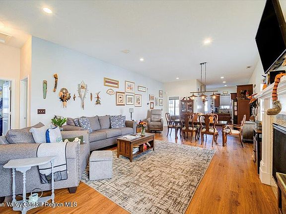4th image of 41 Vista Drive