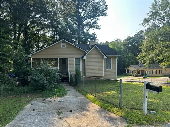 6195 Short St, Canton, GA 30114