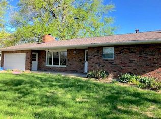 213 Villawood Dr, Collinsville, IL