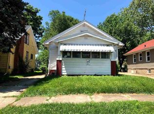 2213 N Ellis St, Peoria, IL 61604