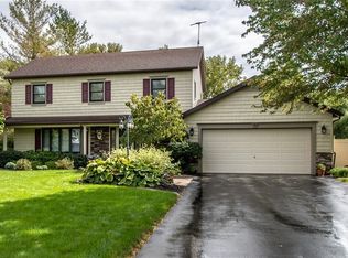 36 Falling Brook Rd, Fairport, NY 14450