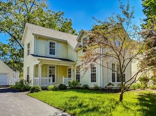 3263 Country Ln, Waukegan, IL 60087