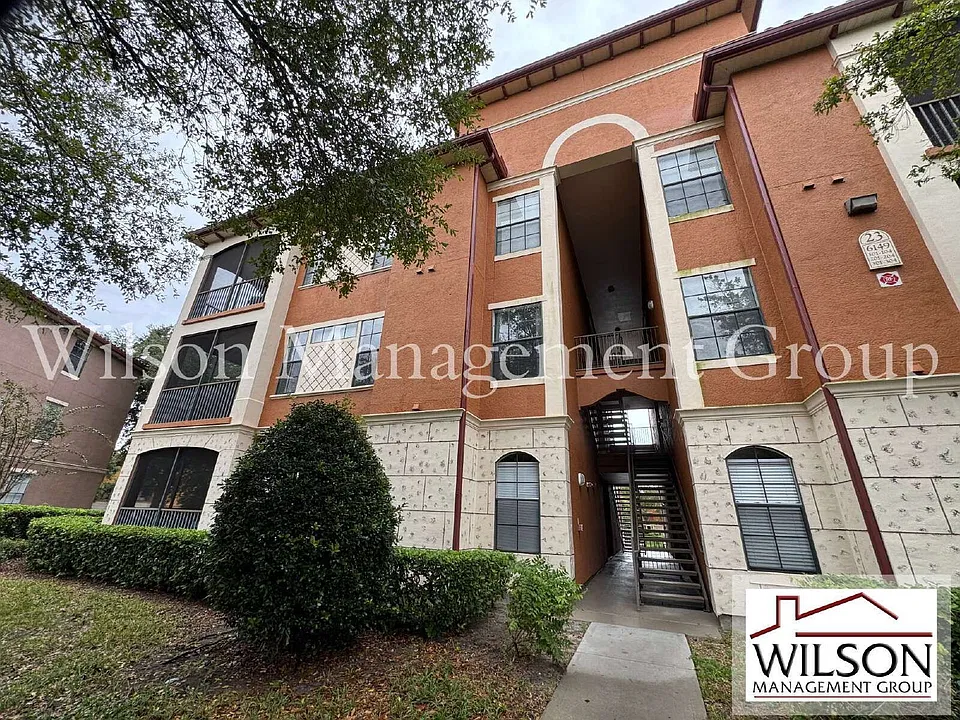 6149 Metrowest Blvd #301