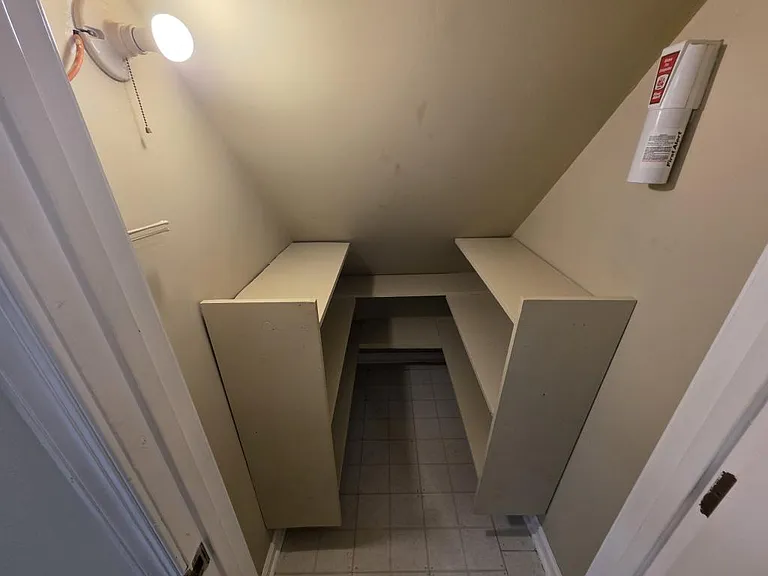 212 Stratford Dr — Photo 22