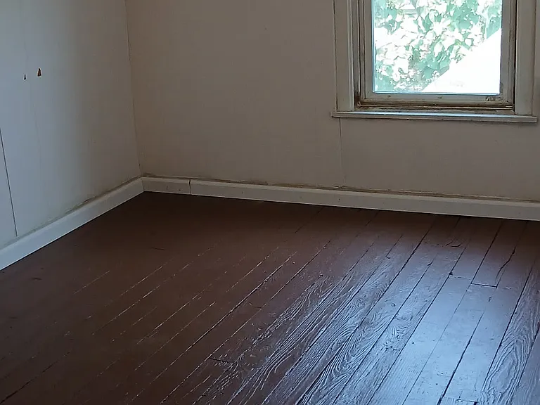 1035 Washington St — Photo 35