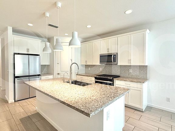 5th image of 6733 W Valley View Dr