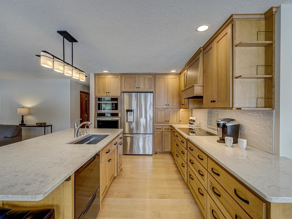 3 Meadowlark Ln, North Oaks, MN 55127 | Zillow