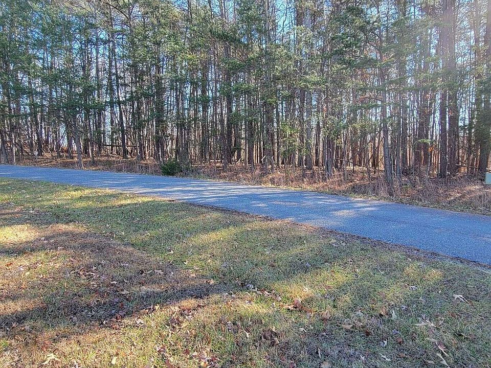 1st image of LOT 11 Pointe O Woods Dr