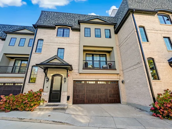 1132 Gilbert Ave, Downers Grove, IL 60515