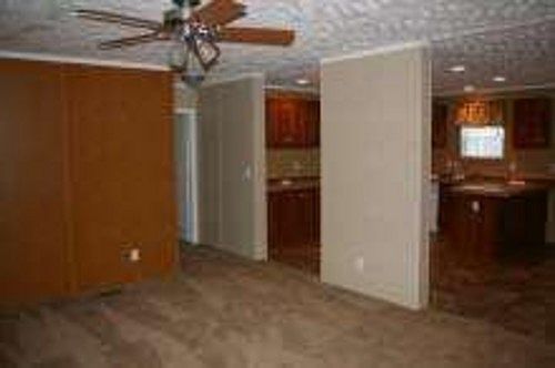 2nd image of 3101 Glen Laurel Dr