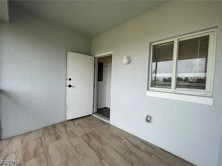 8555 Bernwood Cove Loop #112 — Photo 28