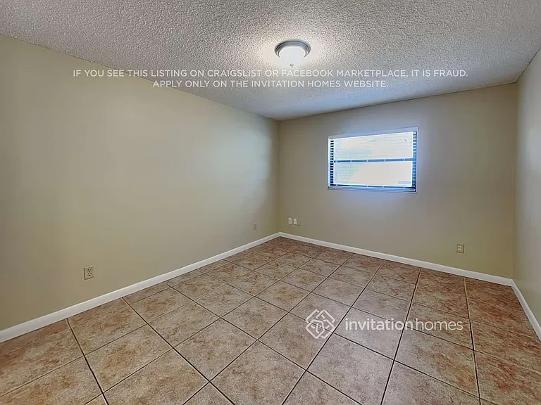 109 Slade Dr — Photo 12