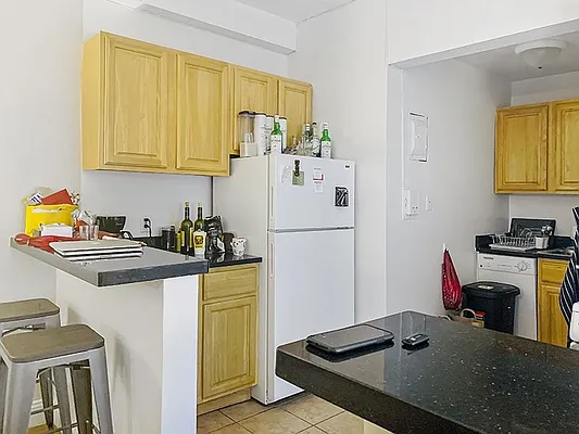 Rented by Rachel Realty | media 29