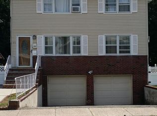 22 Pine St FLOOR 1, Bloomfield, NJ 07003