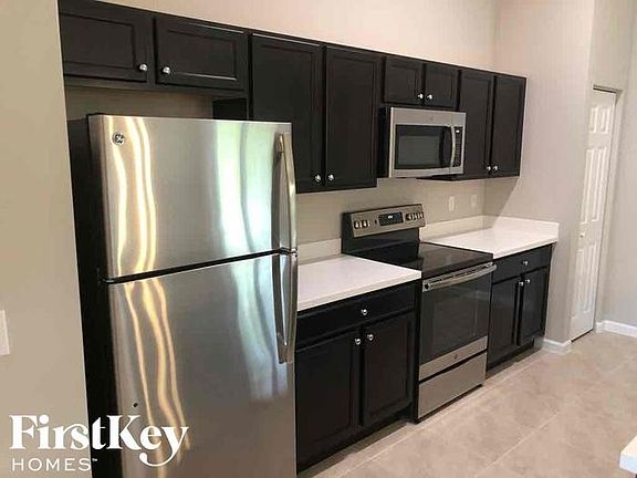 4th image of 2438 SW Monterrey Ln