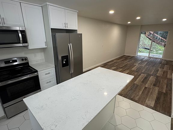 5th image of 5501 51st Avenue Ct NW