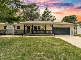 1617 N Main St, Rose Hill, KS 67133
