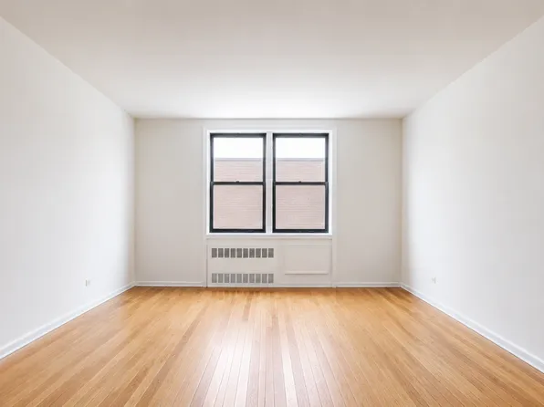 540 Ocean Parkway image 1 of 8