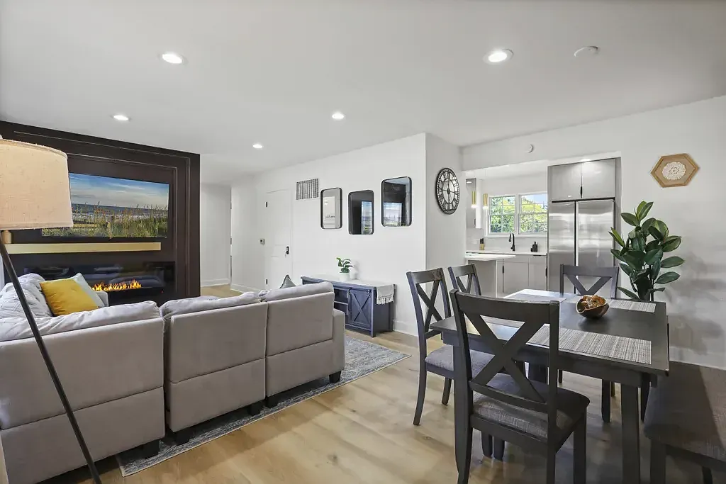 4 bed, 1200 sqft, $3,900 — Photo 4