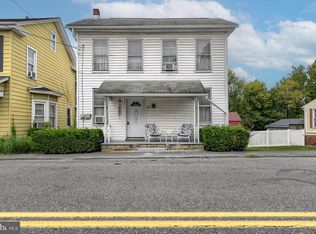 13 N Market St, Millerstown, PA 17062