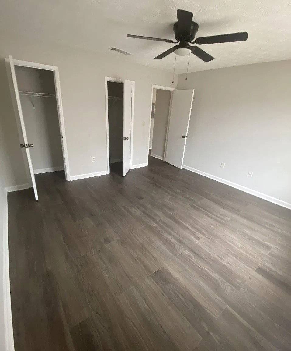2 bed, 1000 sqft, $1,500 — Photo 4