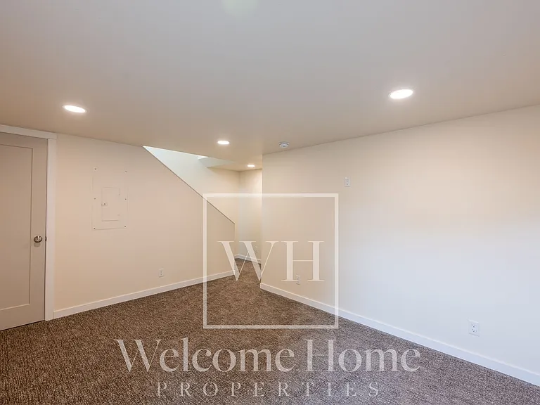 521 Ankeny St — Photo 29