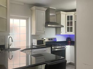 46-19 30th Rd #3, Astoria, NY 11103