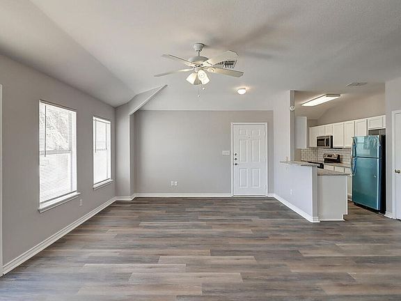 5th image of 13986 Fortuna Bay Dr APT A