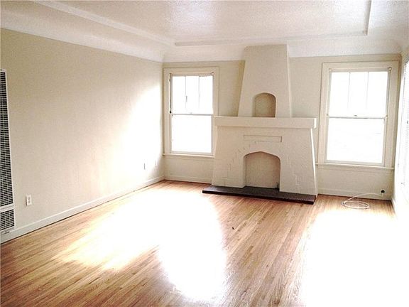 4th image of 5602 Campo Walk