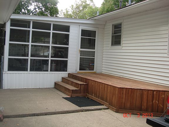 Huge three season porch