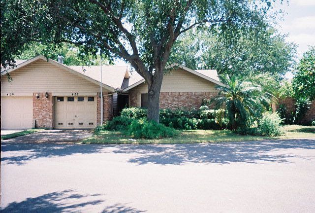 1st image of 4133 Carnation Ave