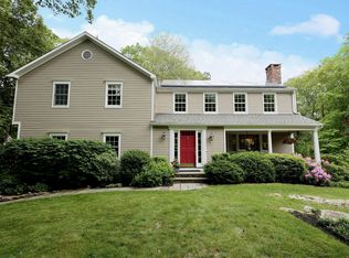 114 Peaceable Ridge Rd, Ridgefield, CT 06877