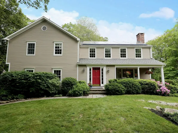 114 Peaceable Ridge Road, Ridgefield, CT 06877