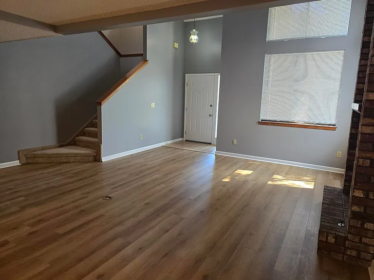 3929 Balsam Dr — Photo 12