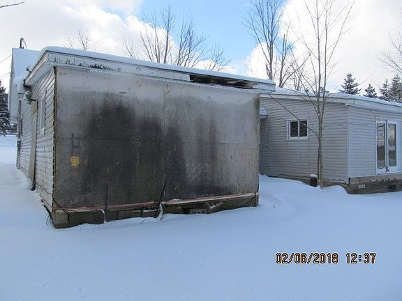 5th image of 9689 Wattsburg Road Ext