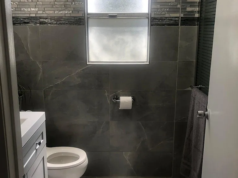6056 Fountain Ave — Photo 15
