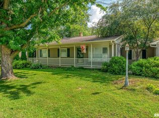 9001 Knoxville Rd, Milan, IL 61264