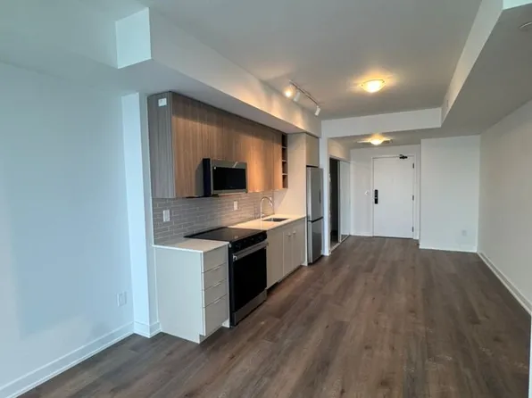 2075 Lakeshore Rd, Burlington, ON