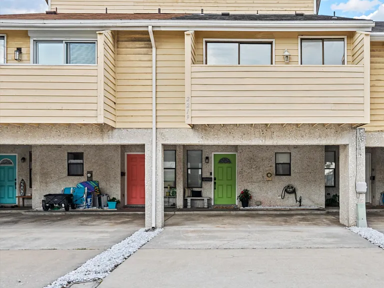 2219 Gorden Ave — Photo 25