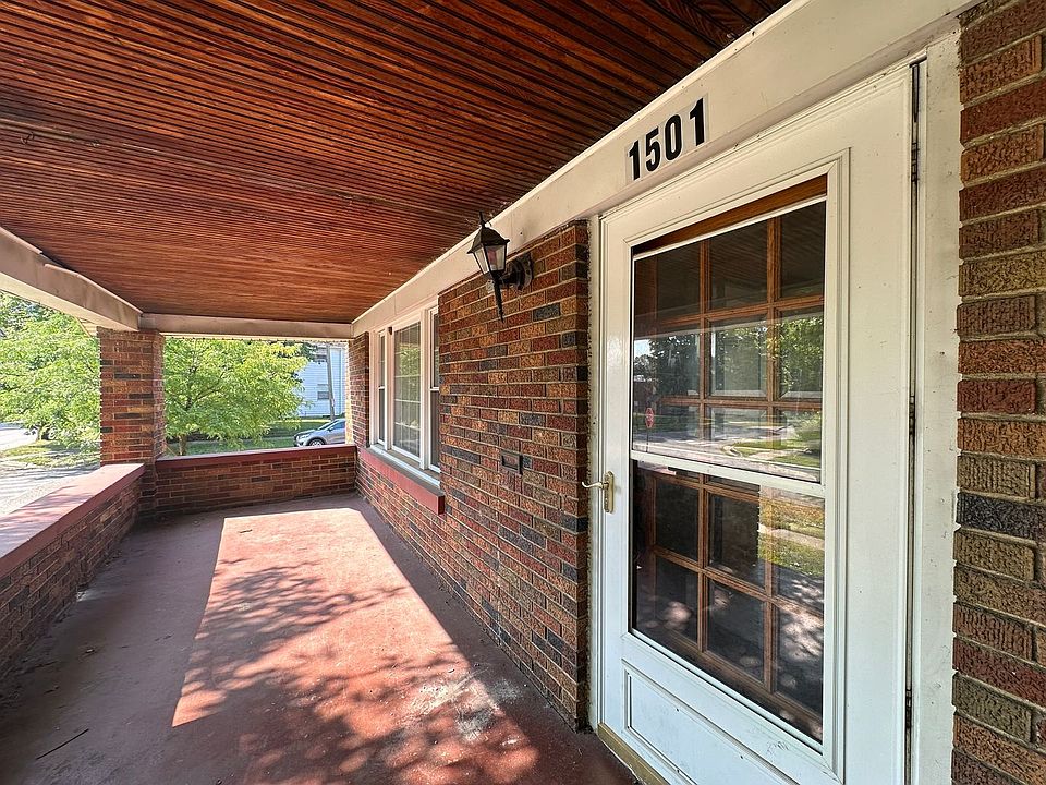 1st image of 1501 Quarry Ave NW