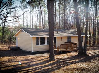 866 Edgar Rd, Hanover, VA 23069