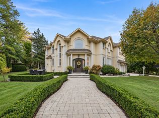 18 Donna Mae Cres, Vaughan, ON L4J1Z8