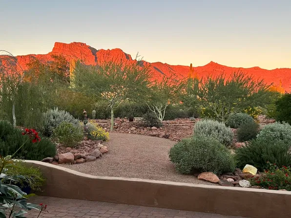 1135 S BROADWAY Lane, Gold Canyon, AZ 85119