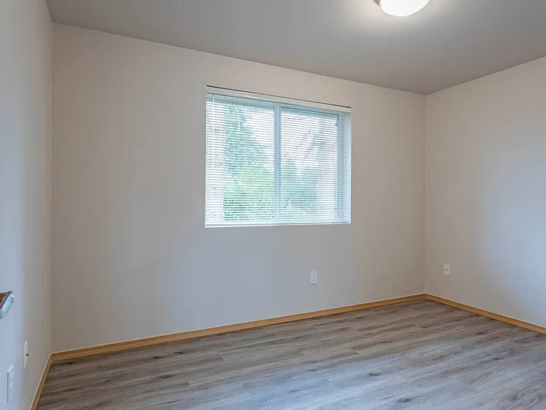 Edgewood North — Photo 29
