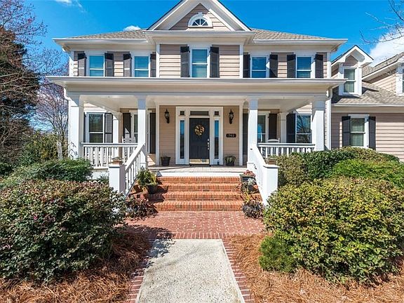 4th image of 741 Stone House Ln