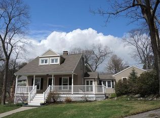 46 Hillcrest Rd, Needham, MA 02492