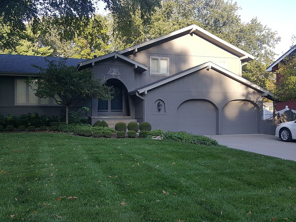 1st image of 9822 Louis Dr