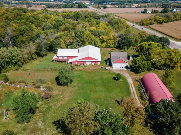 24005 Dodd Blvd, Lakeville, MN 55044