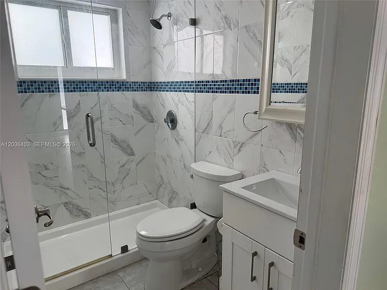 3528 SW 25th Ter #3528 — Photo 14