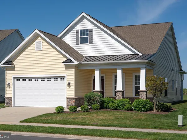 20 Champions Dr, Bridgeville, DE 19933